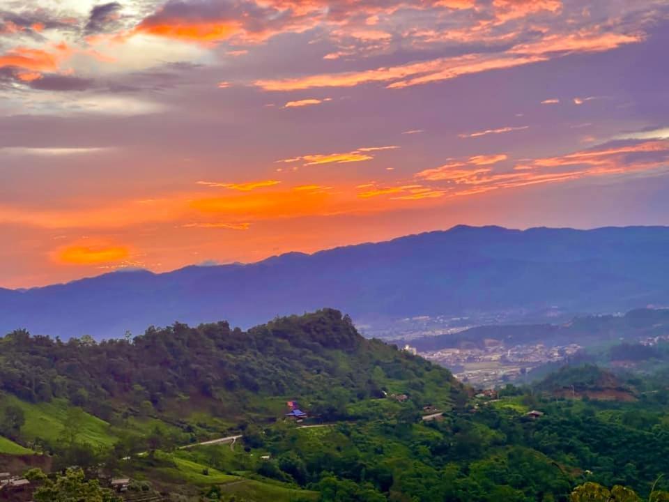 Ecolodge Ke Nenh Dien Bien Ban Hin Lom Exteriör bild