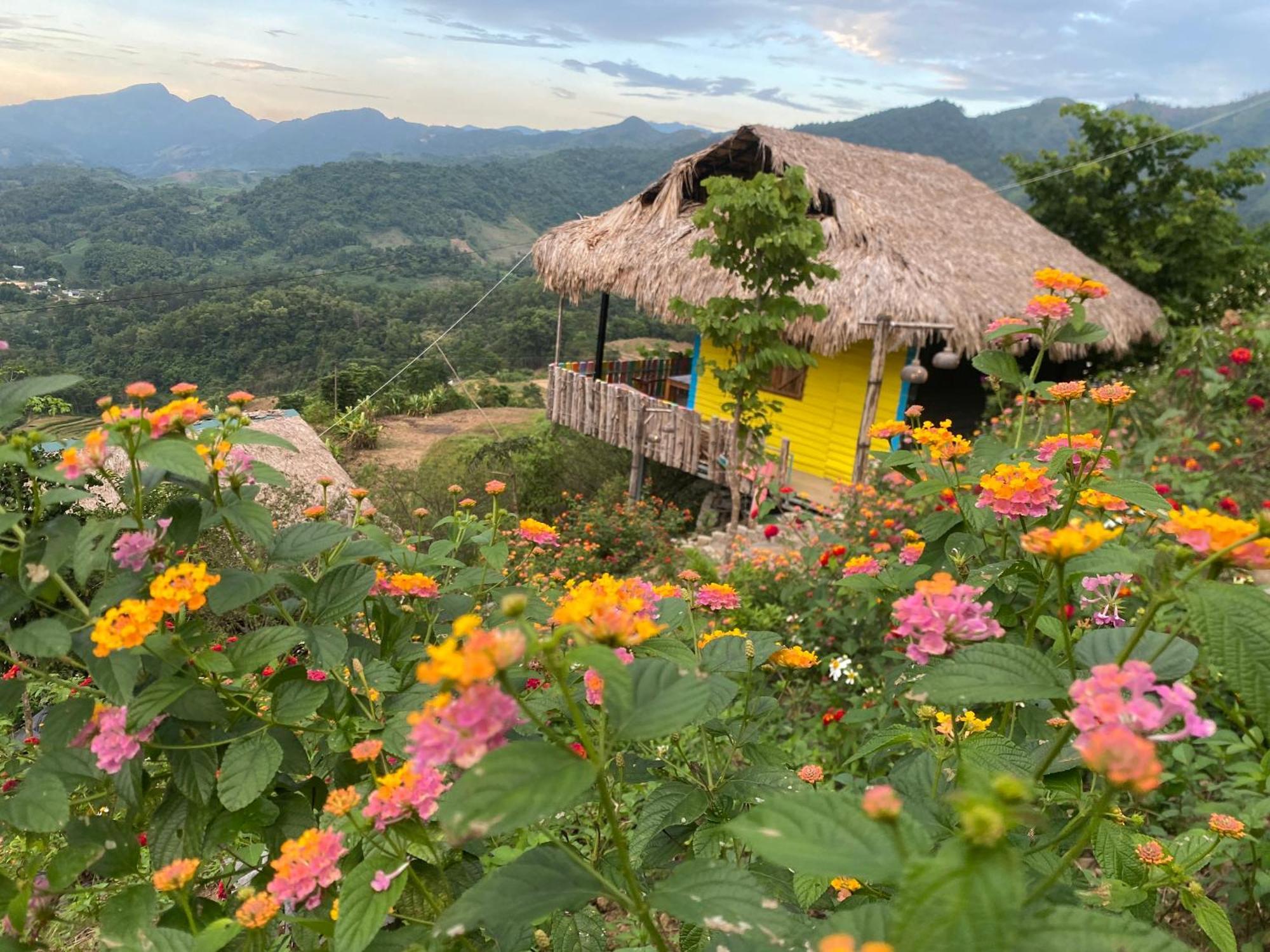 Ecolodge Ke Nenh Dien Bien Ban Hin Lom Exteriör bild